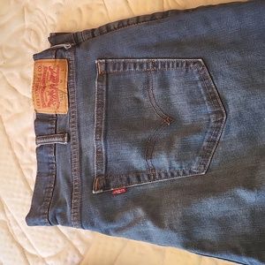 Levis size 44x30